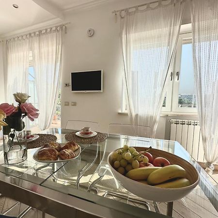 Ferienwohnung Terrazza Sul Parco Rom Exterior foto