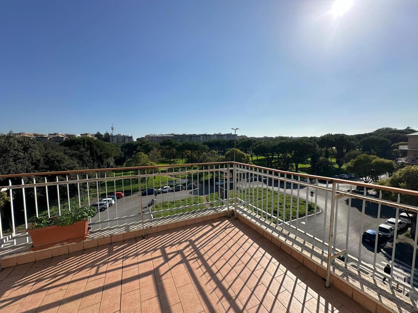 Ferienwohnung Terrazza Sul Parco Rom Exterior foto