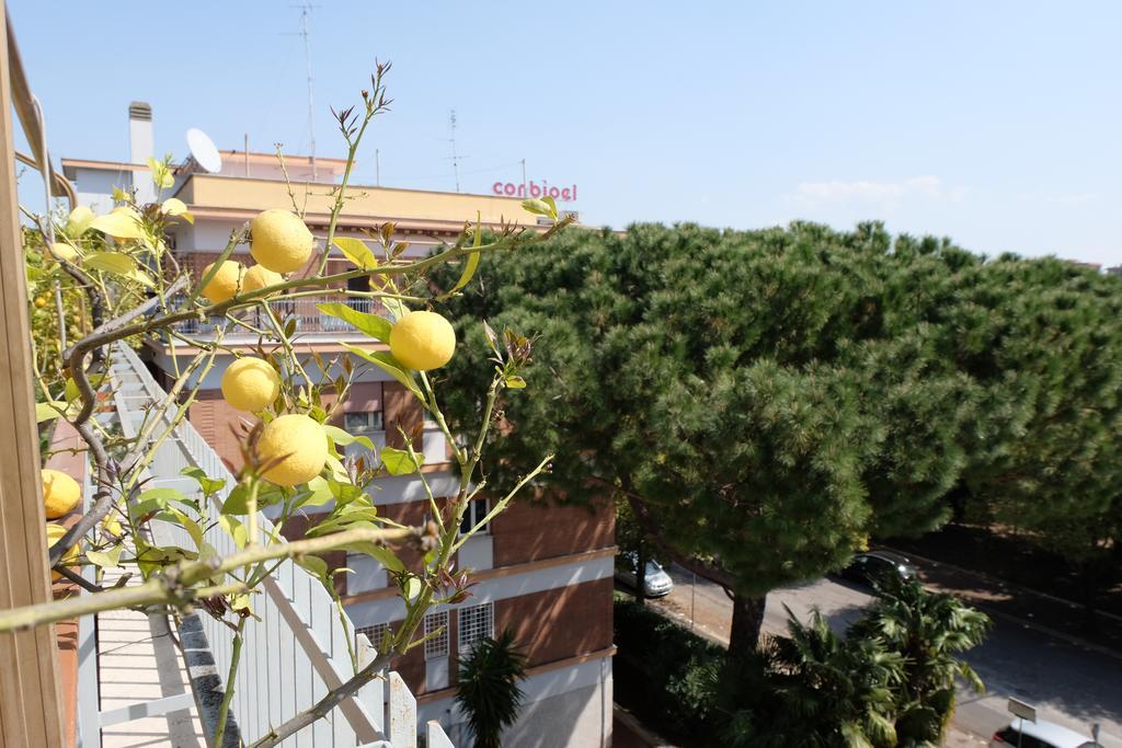 Ferienwohnung Terrazza Sul Parco Rom Exterior foto