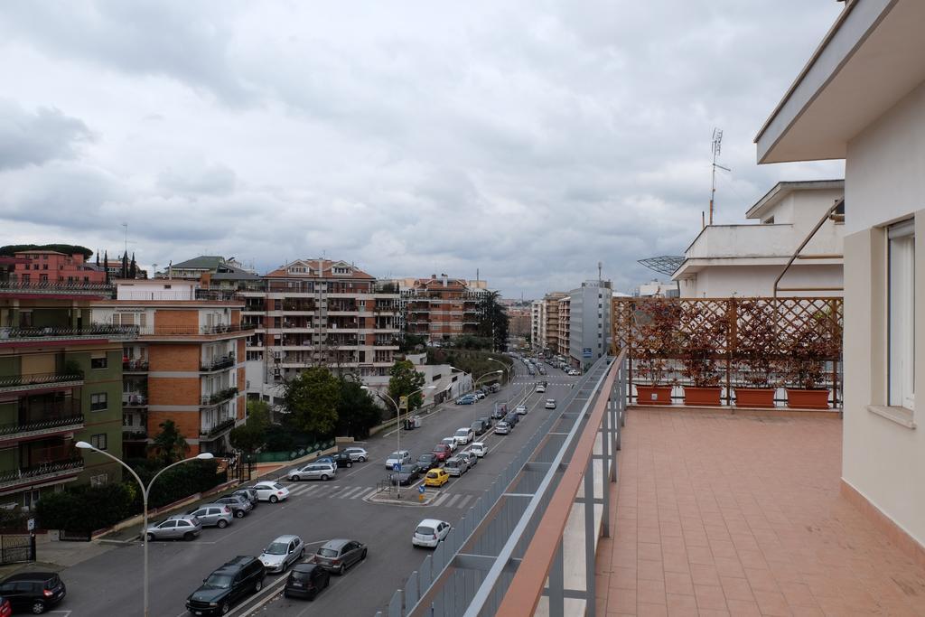 Ferienwohnung Terrazza Sul Parco Rom Exterior foto